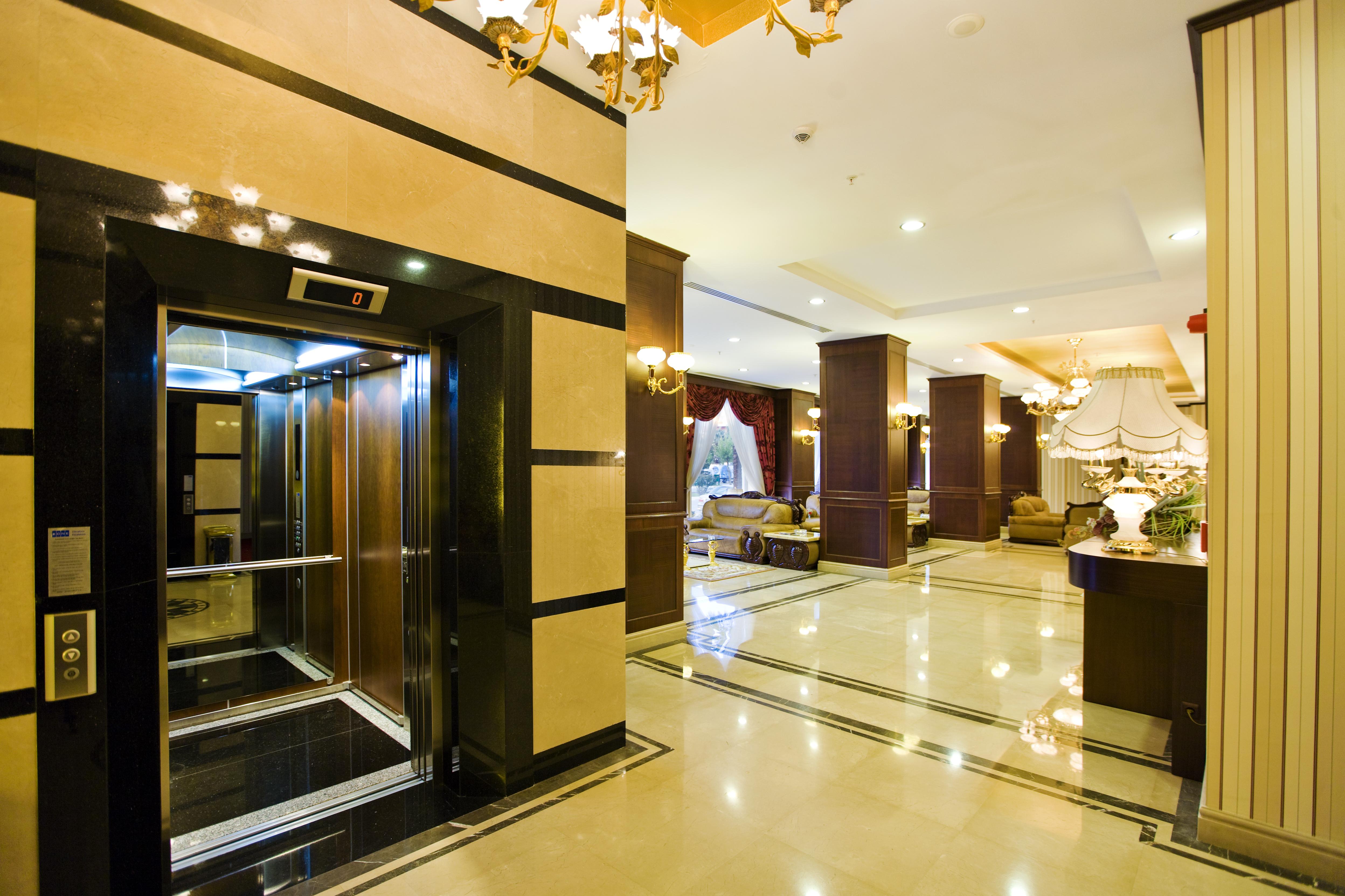 Latanya Palm & Spa Airport Antalya Exterior photo
